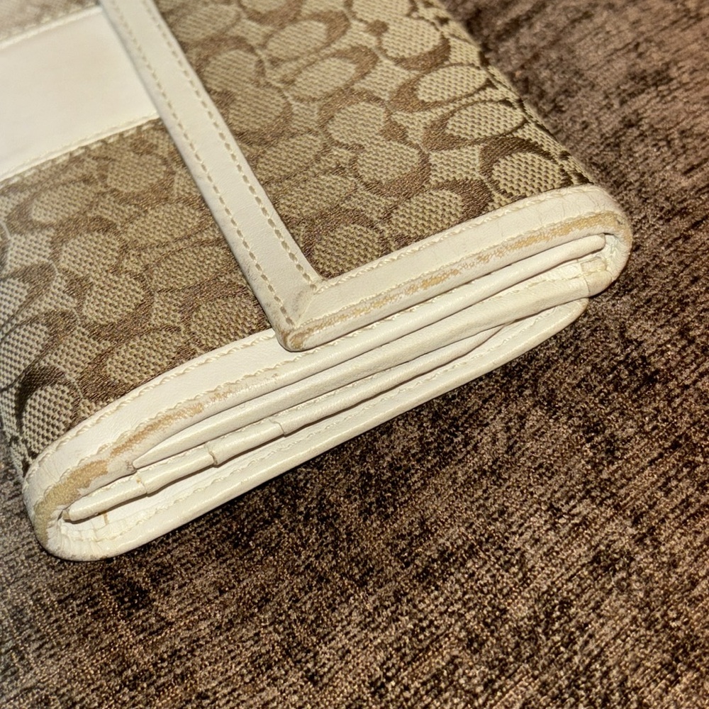 Coach monogram and Leather Wallet - Picture 3 of 9